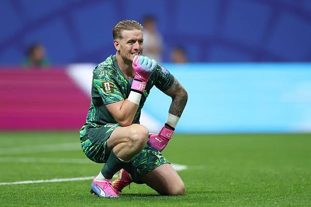 Joe Hart singles out England star after costly mistake hands DR Congo shock World Cup lead